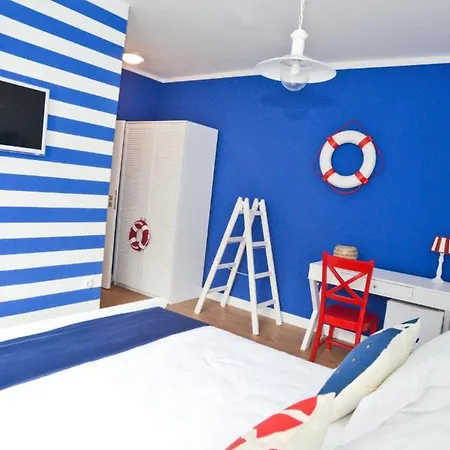 Nautical Rooms Old Town 4*