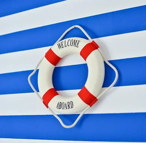 بيت ضيافة Nautical Old Town